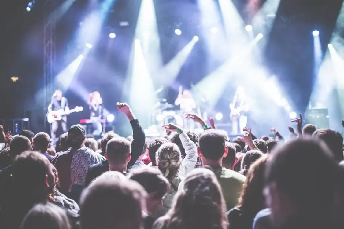 Enjoy Live Tourism with Avios: Your ticket to the best concerts and events